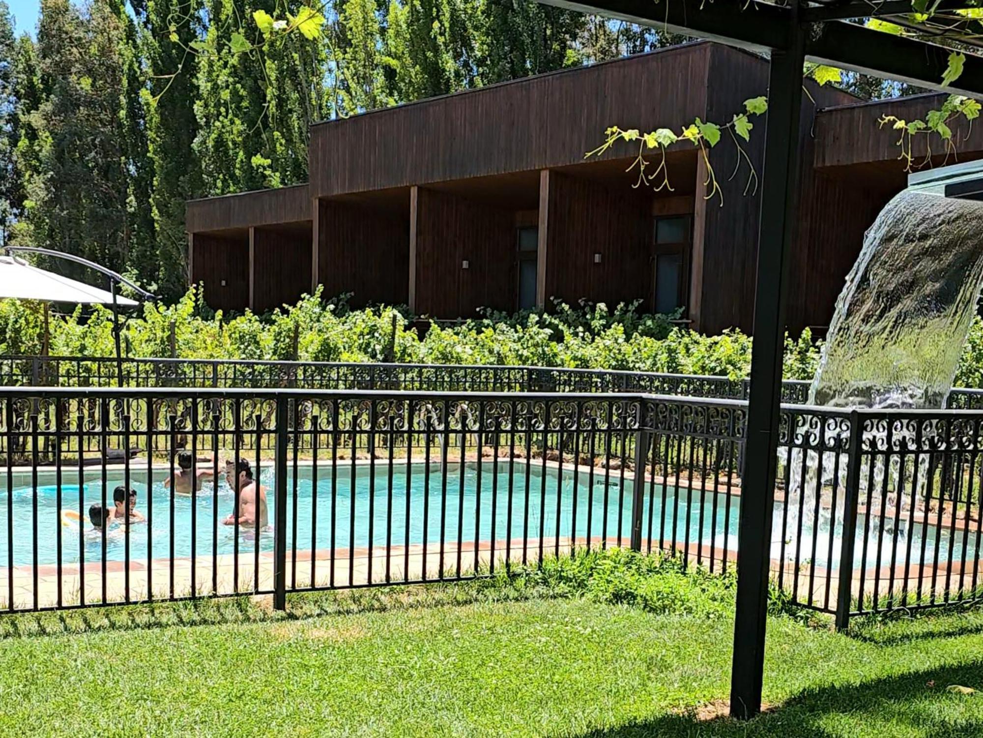 Hotel Parronales 산타크루스 외부 사진